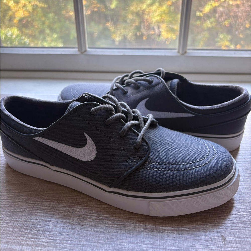 Nike SB Zoom Stefan Janoski Canvas Skate Shoes